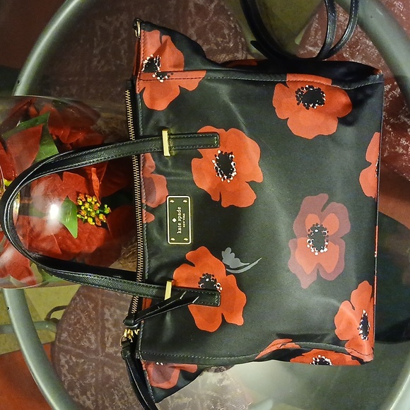 Kate Spade Bag - Picture 8 of 14